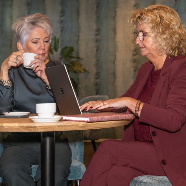 Uitvaartverzorging Pieter Dekker | Johannes Poststraat 26 | 1624 CC Hoorn | pieter@uitvaartdekker.nl | https://uitvaartdekker.nl